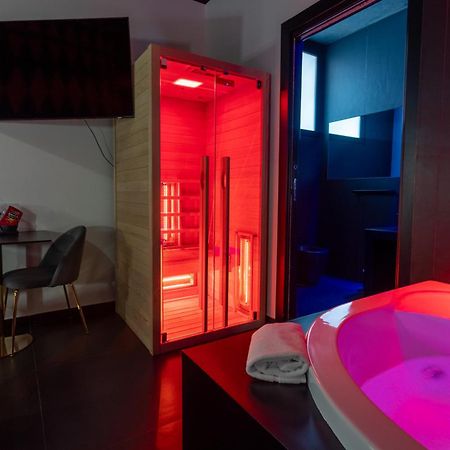 Maximum Hub Suite&Spa Palermo Exteriör bild