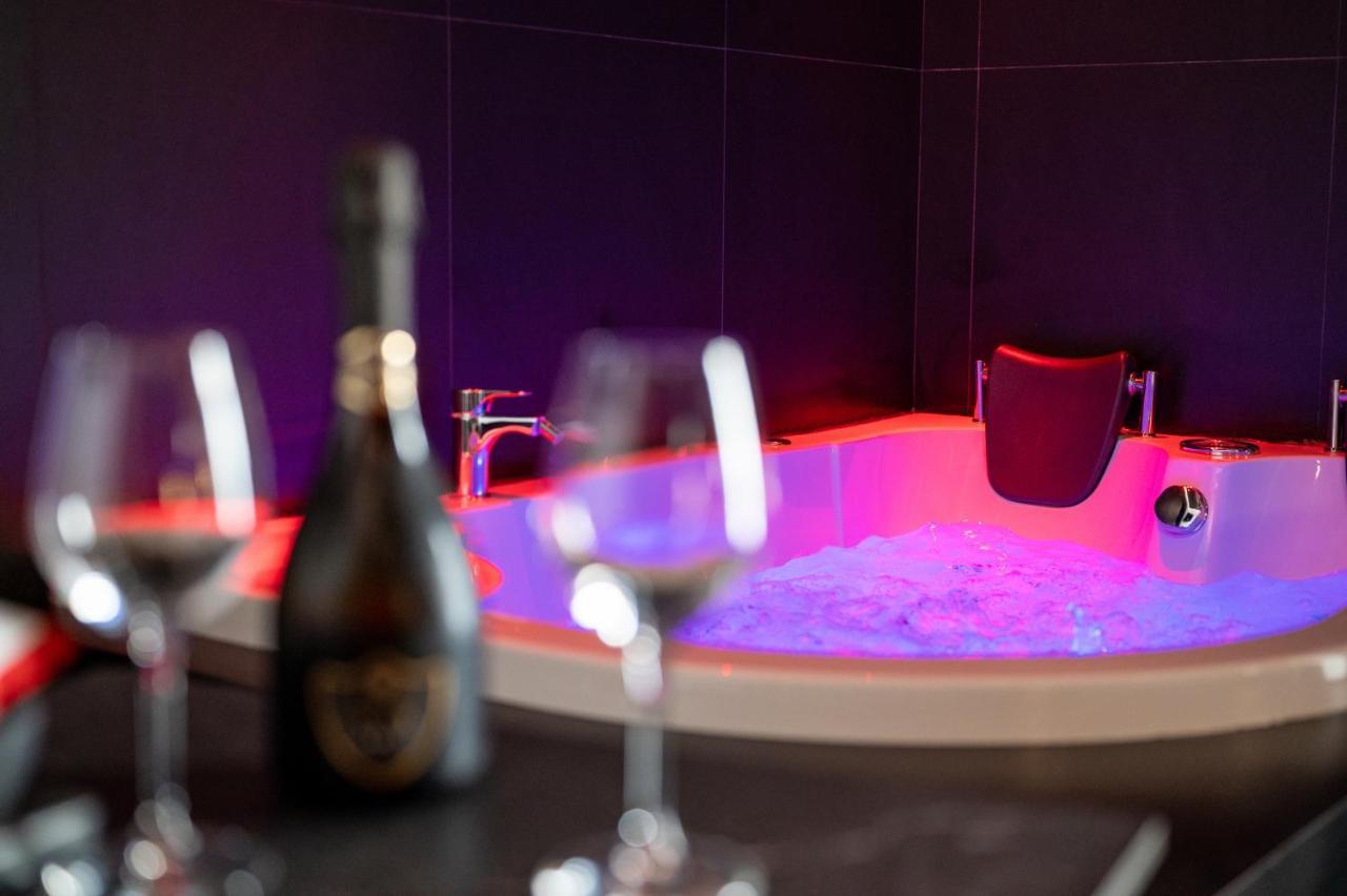 Maximum Hub Suite&Spa Palermo Exteriör bild