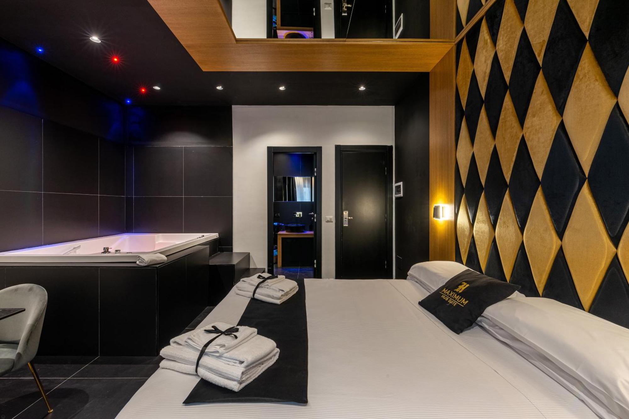 Maximum Hub Suite&Spa Palermo Exteriör bild